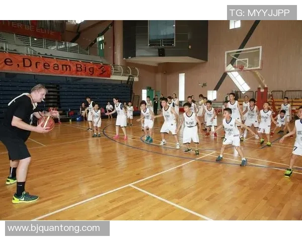 武汉篮球队快攻革新之路探索与未来发展展望